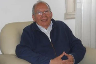 Fue al hospital con apendicitis, no había cirujanos y la operó de urgencia el intendente