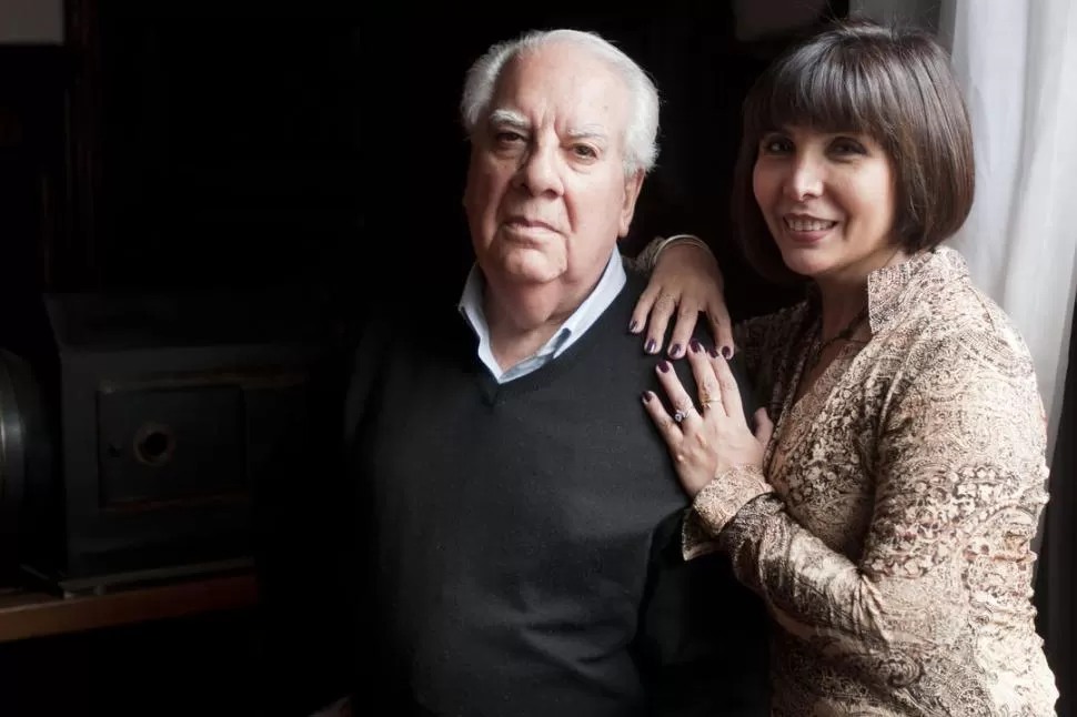 GUITARRA Y VOZ. Miguelito Ruiz y Claudia Ruiz Huidobro debutan juntos. la gaceta / foto de inés quinteros orio 