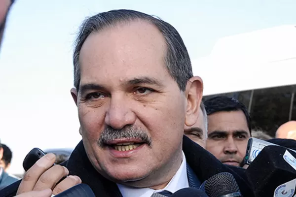 Alperovich repudió el ataque que sufrió el intendente Domingo Amaya