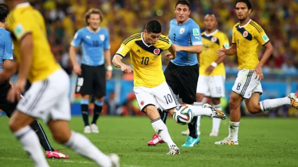 El gol de James Rodríguez a Uruguay, el mejor del Mundial Brasil 2014