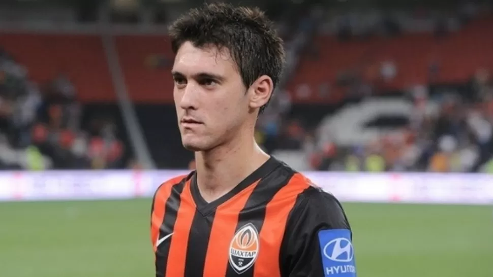 ESCAPE DE GUERRA. El futbolista argentino Facundo Ferreyra escapó junto a otros cinco compañeros brasileños de la concentración del equipo Shakhtar Donetsk, de Ucrania, tras jugar un amistoso en Francia contra Olympique de Lyon. 