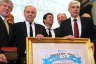 El cuerpo técnico del seleccionado argentino fue homenajeado en el Congreso