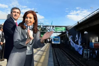 Acto fallido de Cristina al presentar trenes