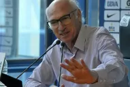 Bianchi, tranquilo: “hice todo para que Riquelme se quedara”