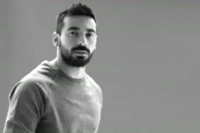 El sensual video de Lavezzi para promocionar su tienda