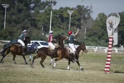 En el hipódromo habrá cinco partidos y una clínica