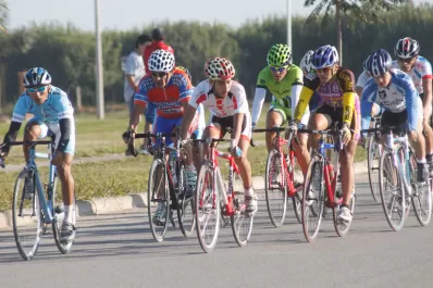 Décima ganó la quinta fecha del campeonato tucumano de ciclismo