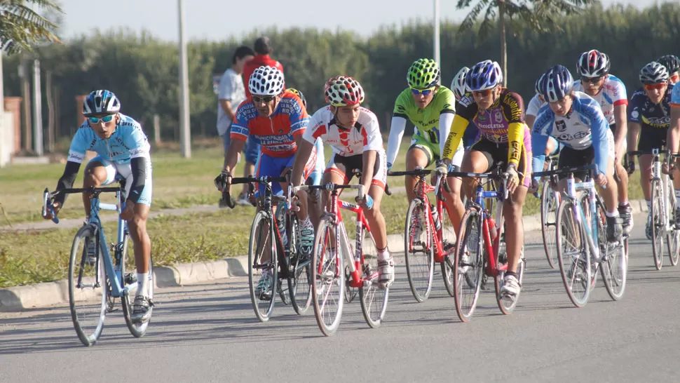 Décima ganó la quinta fecha del campeonato tucumano de ciclismo