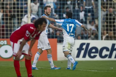 Menéndez se vistió de héroe con su gol agónico