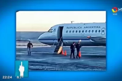 Lanata denuncia que Cristina lleva los diarios a Santa Cruz en avión privado