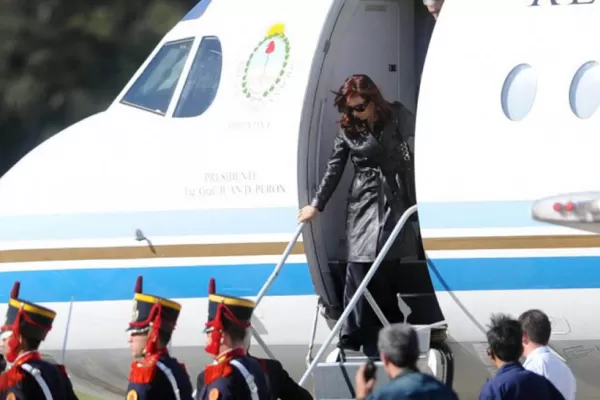 Cristina viajó a Venezuela y Boudou quedó a cargo de la Presidencia