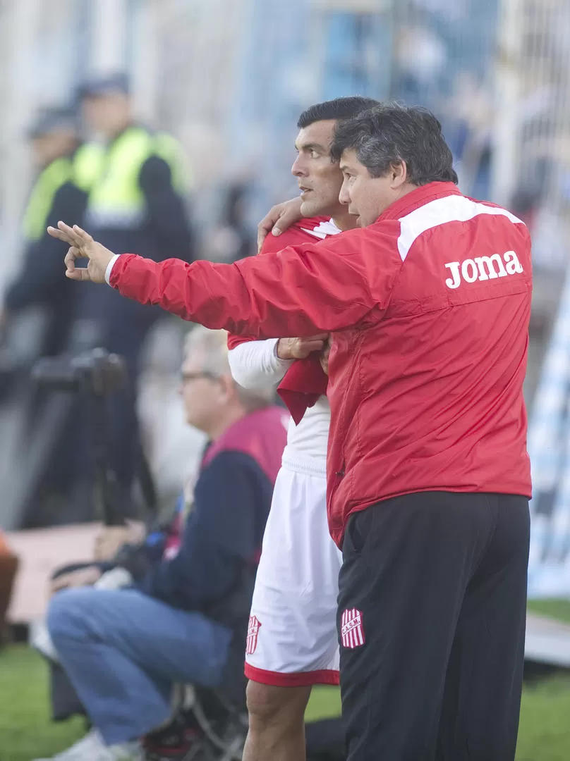 FE. “La evolución que muestra el equipo con el correr de los partidos me deja tranquilo”, manifestó el técnico “santo”. la gaceta / foto de jorge olmos sgrosso 