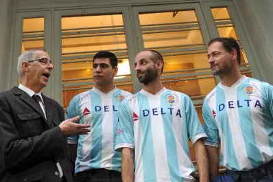 La AFA recibió a la CHA y apoyará a la Selección de fútbol gay