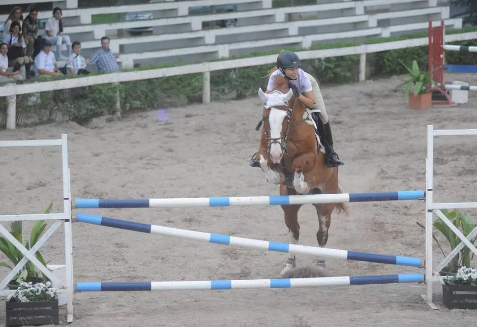 MÁXIMO ESFUERZO. Josefina Manzur competirá y organizará el certamen hípico. 