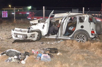 Santiago del Estero: un muerto y una mujer grave tras un vuelco en la ruta 34