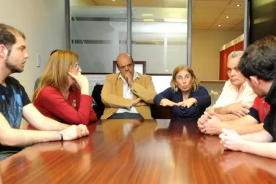 Bardón pidió a alumnos que liberen el Rectorado