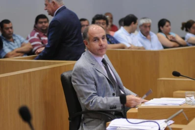 El shopping a cielo abierto en la peatonal genera dudas entre los ediles opositores