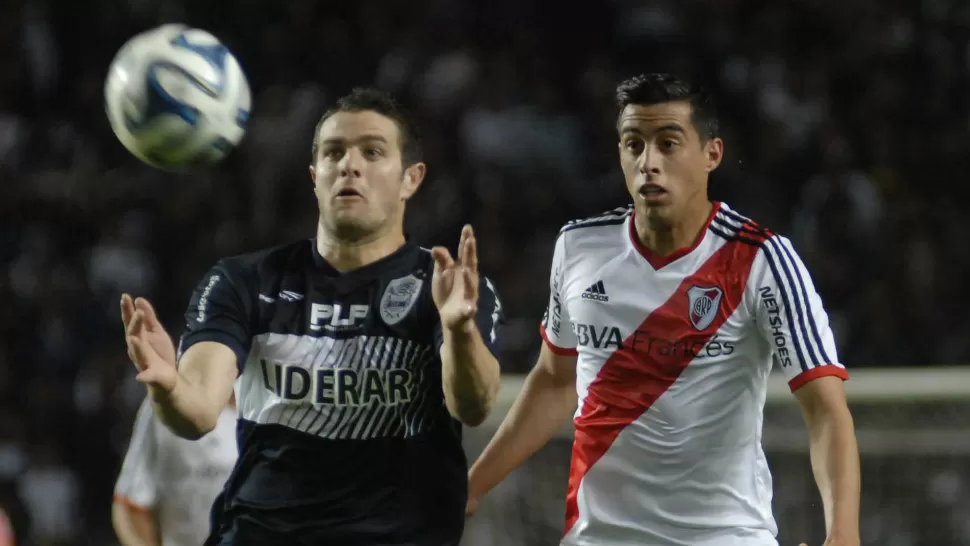 POCO FÚTBOL. River y Gimnasia no se sacaron ventajas. Salvo el final, no hubo mucho para rescatar. TELAM