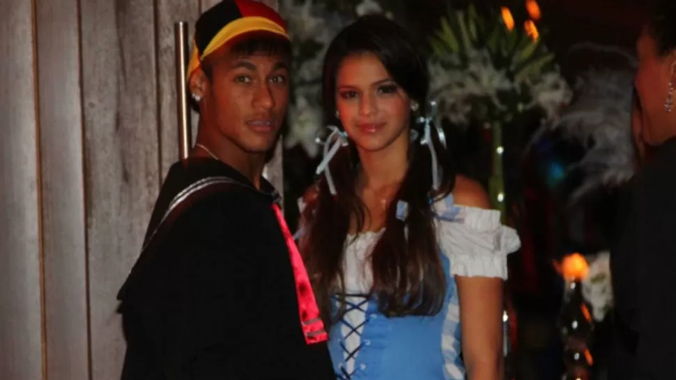 TIEMPO ATRÁS. Neymar y Bruna Marquezine. IMAGEN DE ARCHIVO