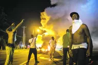 Manifestantes volvieron a enfrentarse con la Policía de Missouri, Estados Unidos