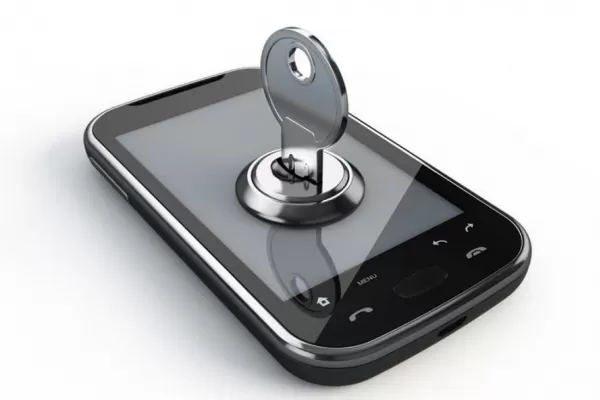 Si tu hijo no te atiende, una app le bloqueará el teléfono