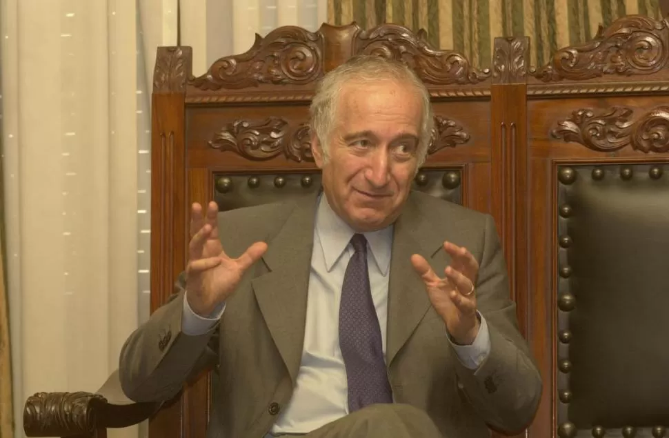 FIGURA. Kliksberg disertó en Tucumán sobre “Agua e inclusión social” y con LA GACETA habló sobre las cuentas pendientes de la humanidad. LA GACETA / FOTOS DE ANTONIO FERRONI (ARCHIVO)