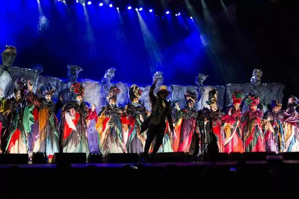 LA FUERZA DE LA MURGA. Los uruguayos de “La trasnochada” actuarán en Alberdi y en el Mercedes Sosa. FOTO GENTILEZA DE INT