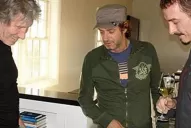 El tema inédito de Cerati junto a Roger Waters, Shakira, Pedro Aznar y Eric Clapton
