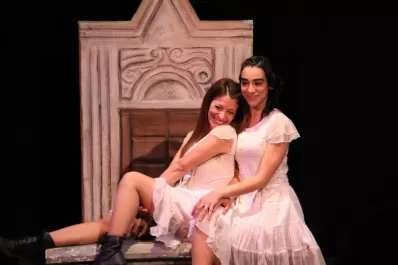 Pelear por un hombre en el más allá