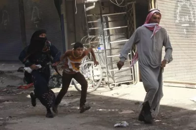 Siria ataca bastiones del ISIS en su territorio