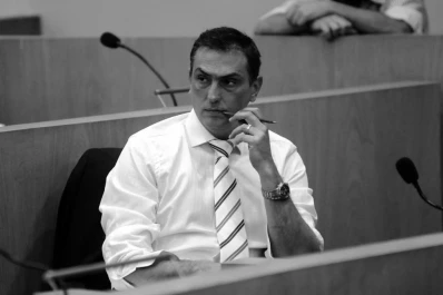 Genera dudas el nuevo proyecto de estacionamiento callejero