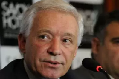 Blanco fue a poner la oreja frente a los reclamos de Cocca