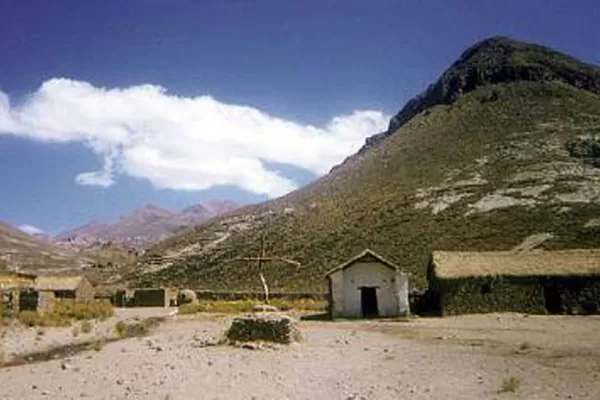 Entregan decretos de adjudicación de tierras a pueblos originarios de la Puna jujeña