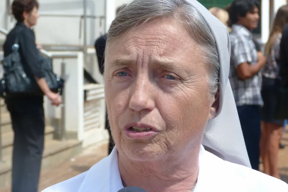 INCANSABLE. Pelloni fue la impulsora de las Marchas del Silencio para reclamar por el esclarecimiento del asesinato de María Soledad. FOTO ARCHIVO