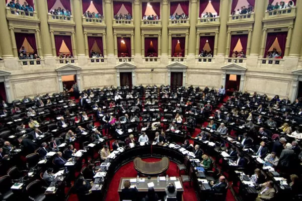 Diputados debate la ley de pago local a bonistas