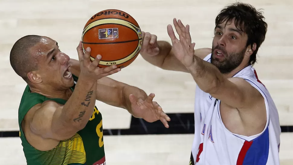 POR PALIZA. El seleccionado de Serbia fue contundente ante el equipo de Brasil, dirigido por el argentino Rubén Magnano. REUTERS