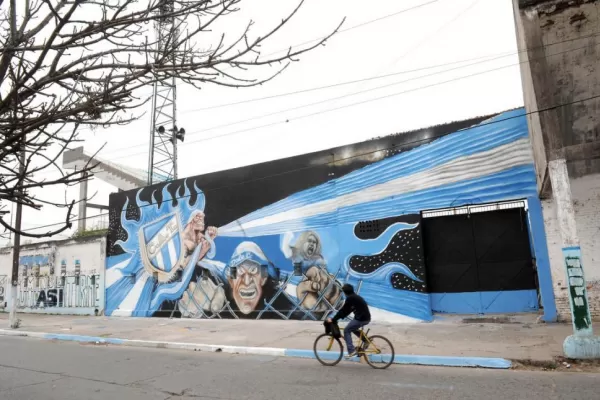 Atlético convocó a sus hinchas para decorar el Monumental