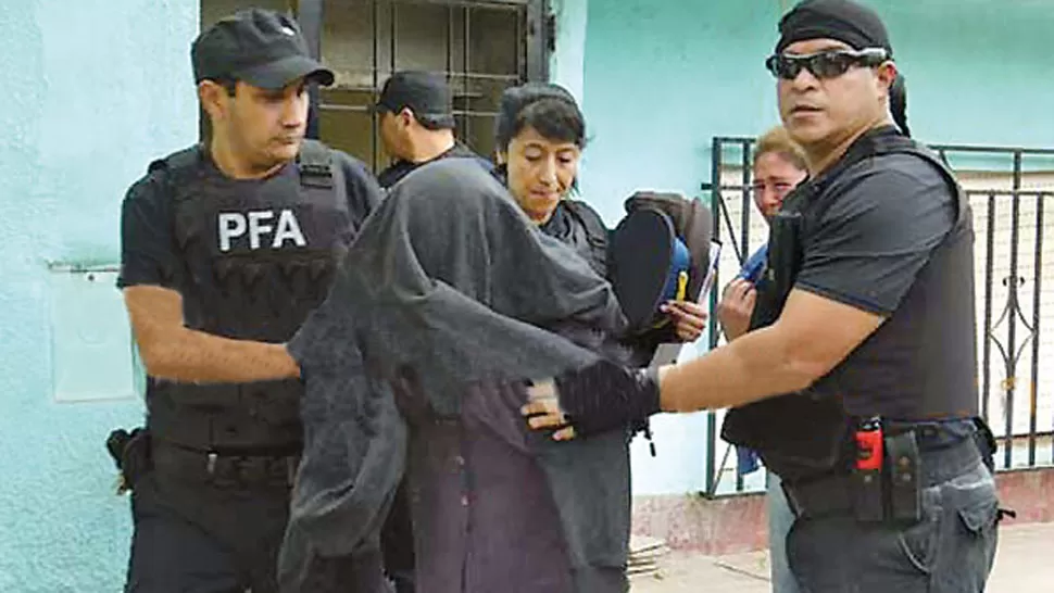 APRESADOS. Los detenidos quedaron a disposición de la Justicia Federal. FOTO ELLIBERAL.COM
  