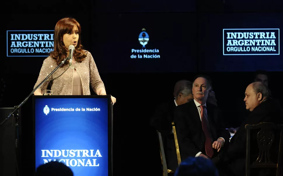 ANTE LOS INDUSTRIALES. Cristina Fernández defendió la vigencia de los subsidios económicos para abastecer de energía a la población argentina.  DyN