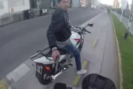Un turista extranjero filmó cómo lo asaltaban en Buenos Aires