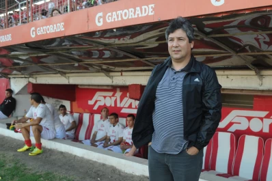 La dirigencia ratificó a Bernasconi como técnico de San Martín