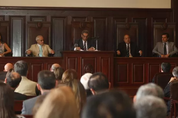 Reelección sin techo con corrupción garantizada