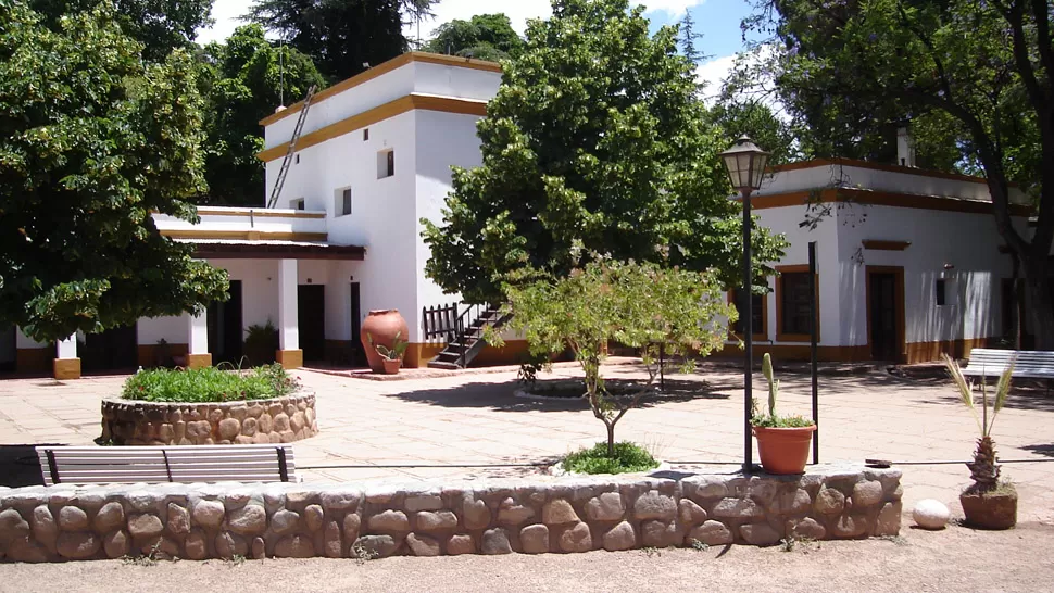 AL PÚBLICO. La residencia de descanso del escritor fue convertida en museo. FOTO DE WIKIPEDIA.ORG