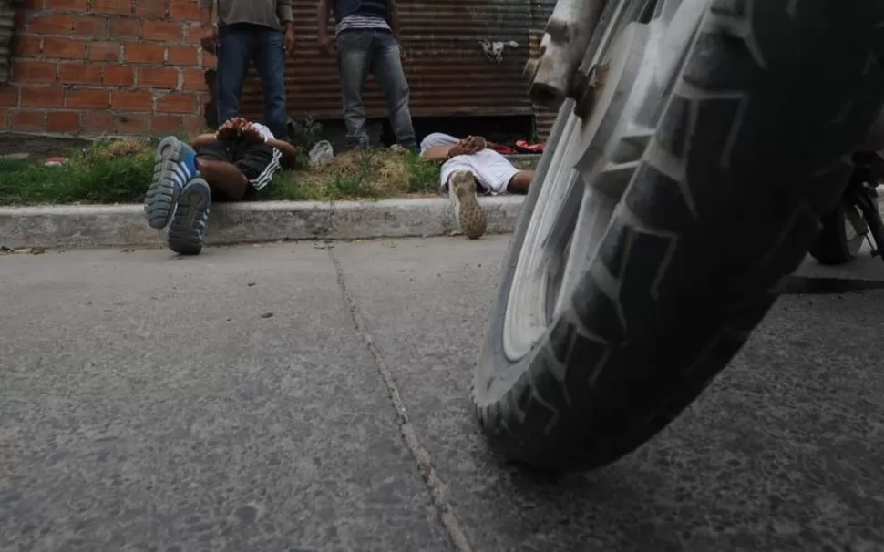 ALARMANTE. Se denuncian entre 12 y 13 robos de motos por día; el 90% de esos asaltos ocurre en la capital. la gaceta / foto de osvaldo ripoll (archivo)