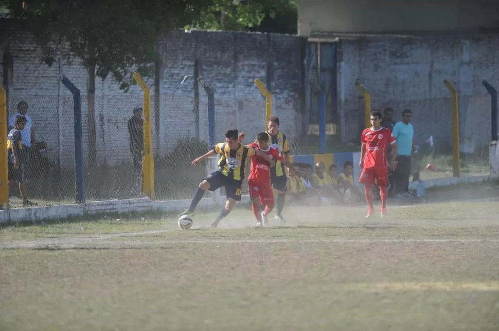 UNA ALEGRÍA. Experimental venció a Newbery y es el nuevo puntero de la zona B. 