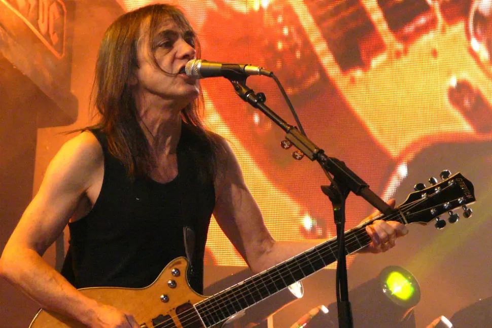 PERDIDA. Malcolm Young fue una pieza clave de la mítica banda australiana. IMAGEN TOMADA DE  EL PAIS