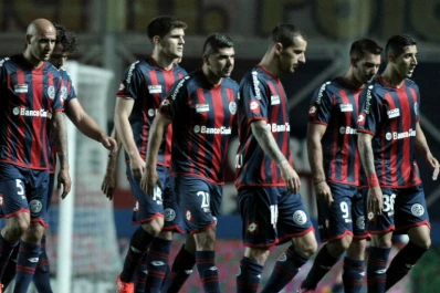 San Lorenzo fue superado por el Lobo platense en el Nuevo Gasómetro