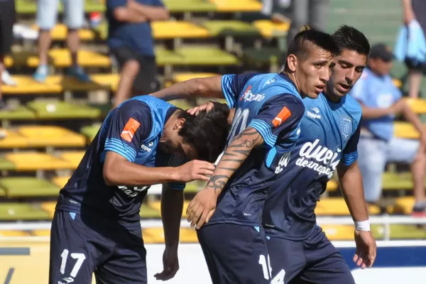 Racing goleó a Belgrano en Córdoba