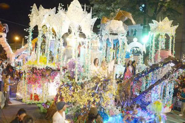 La Fiesta de los Estudiantes llenó de color al centro de Jujuy