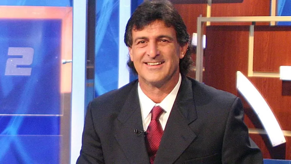 TAREA ACTUAL. Mario Kempes ahora es comentarista deportivo. FOTO TOMADA DE FUTBOLIZADOS.COM